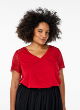 Zizzi Brynn T-Shirt in Red