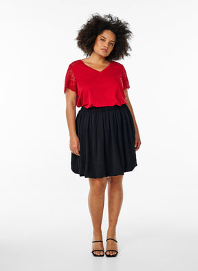 Zizzi Brynn T-Shirt in Red