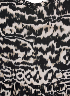Zizzi Casa Dress in Black
