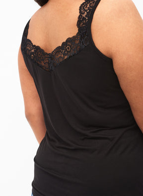 Zizzi Cassie Vest in Black 