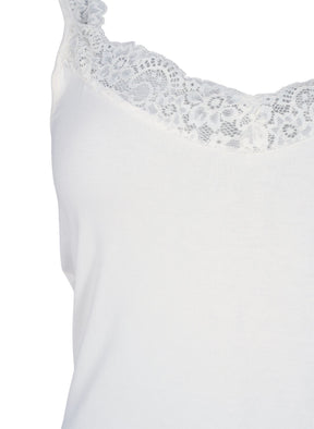 Zizzi Cassie Vest in White 