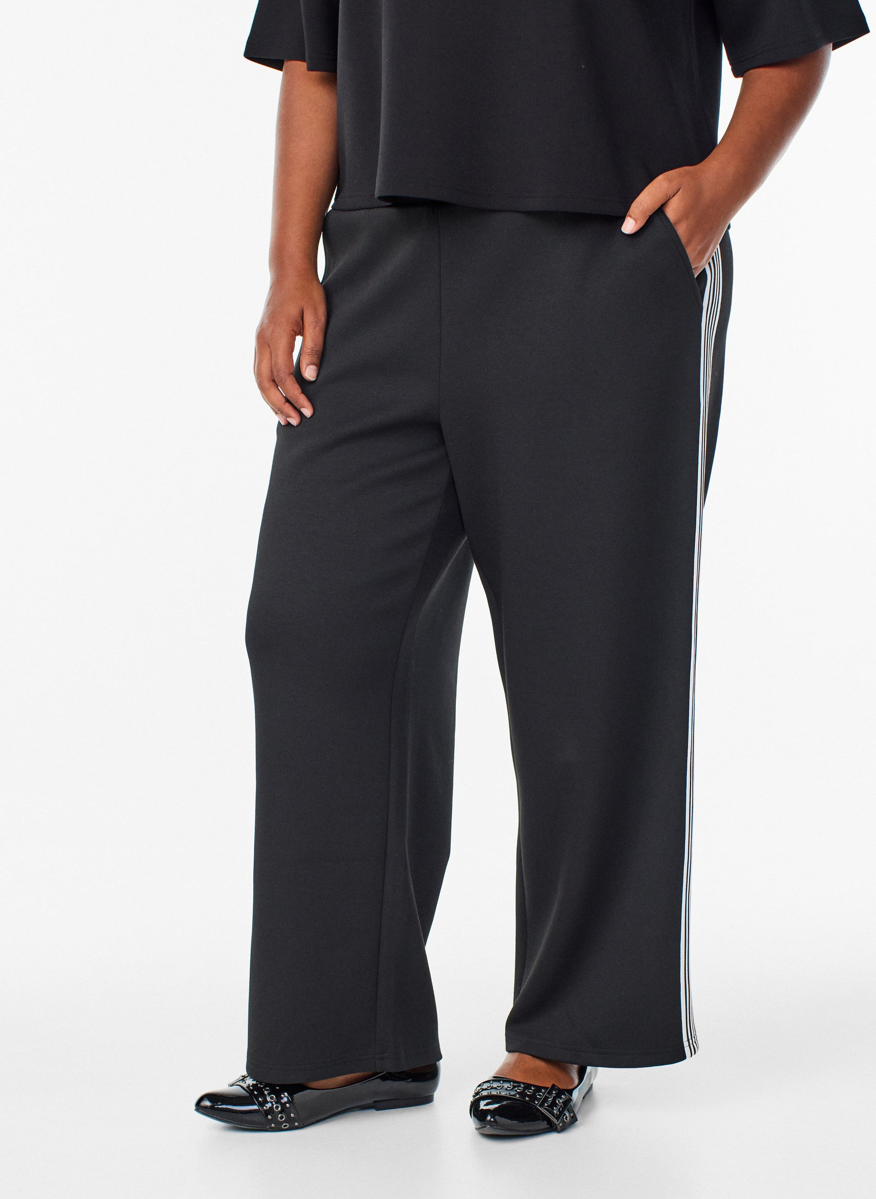 Zizzi Cleo Trouser in Black