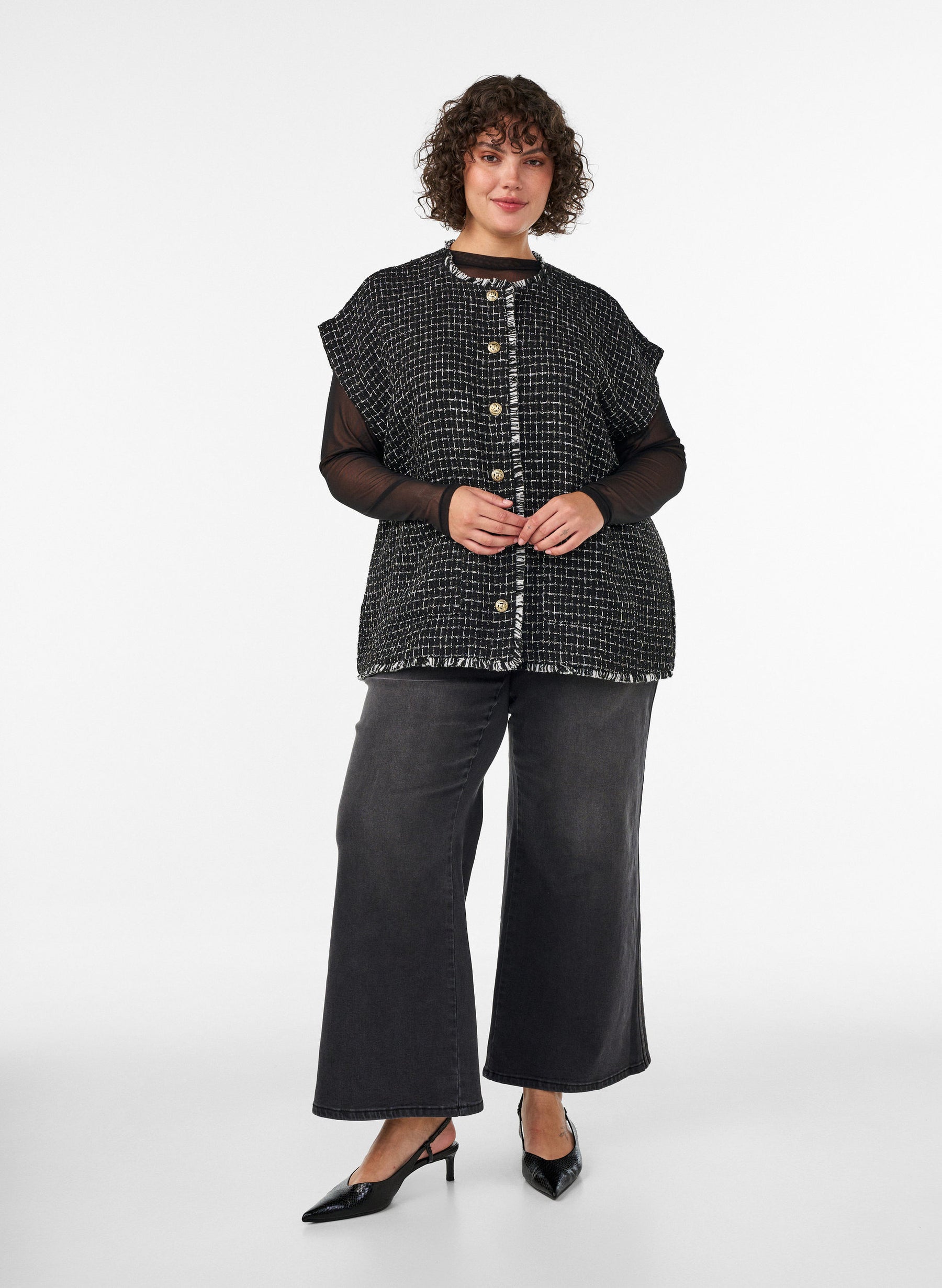 Zizzi Donna Waistcoat in Black 