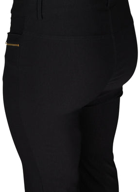 Zizzi Eva Bootcut Jeans in Black