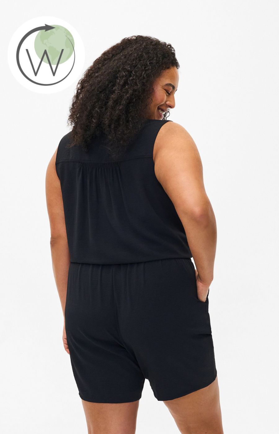 Zizzi Fikka Shorts in Black 