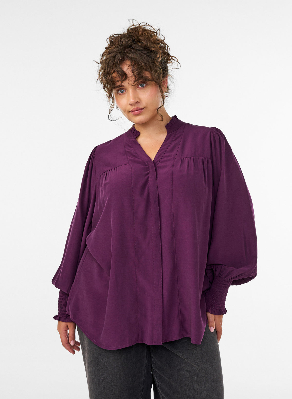 Zizzi Jannie Shirt in Potent Purple 