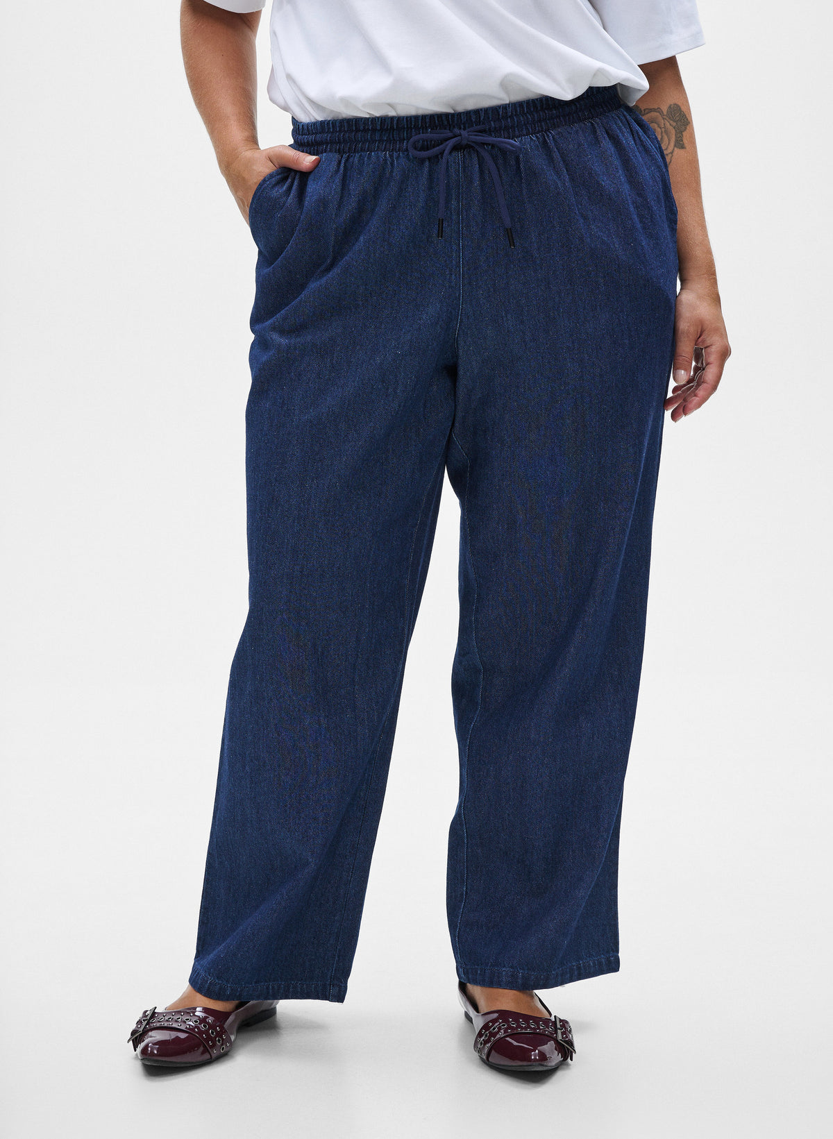 Zizzi Jenna Jeans in Dark Denim 