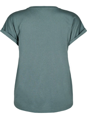 Zizzi Katja T-Shirt in Balsam Green
