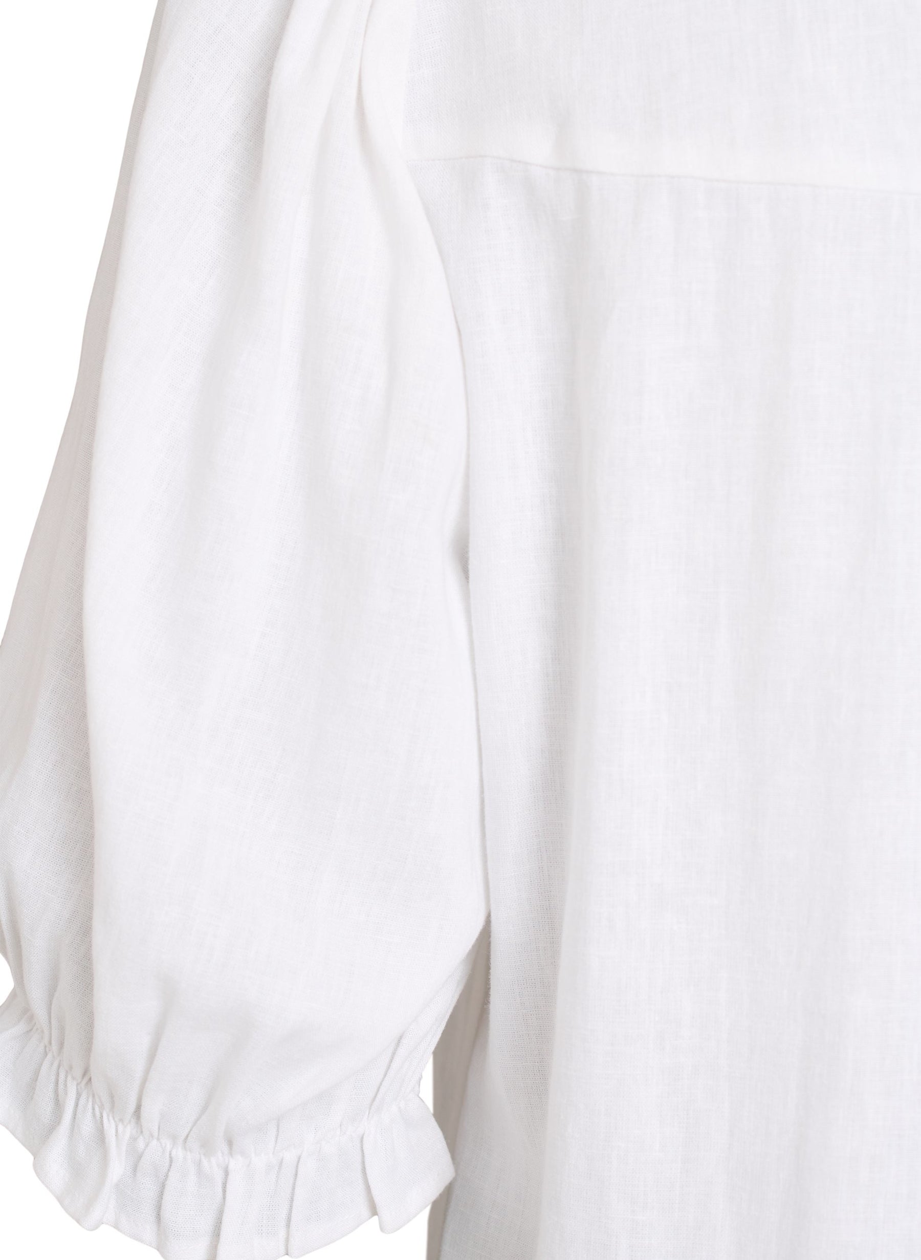 Zizzi Lina Frill Blouse in White 