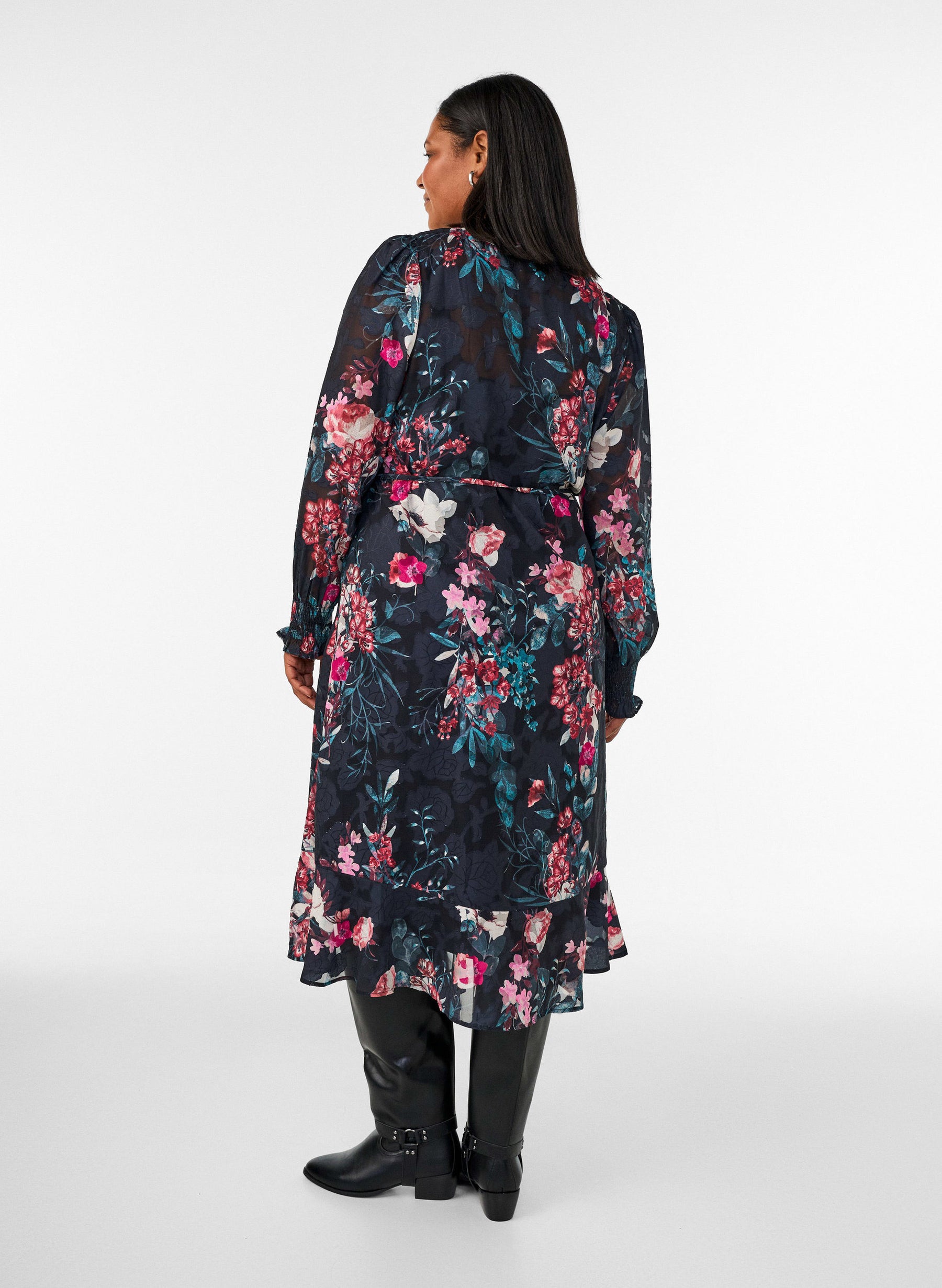 Zizzi Mirasol Dress in Black 
