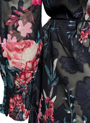 Zizzi Mirasol Dress in Black 