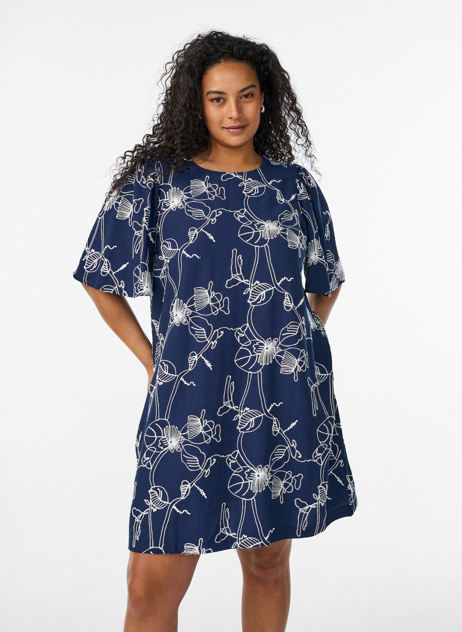 Zizzi Misha Dress in Navy 