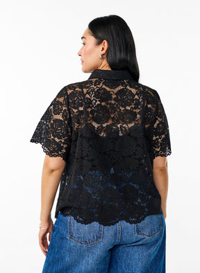 Zizzi Monika Lace Shirt in Black 
