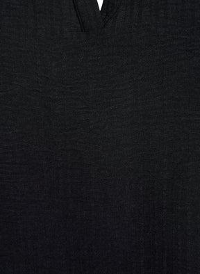 Zizzi Nilla Blouse in Black. 