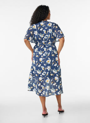 Zizzi Nora Dress in Floral Navy 