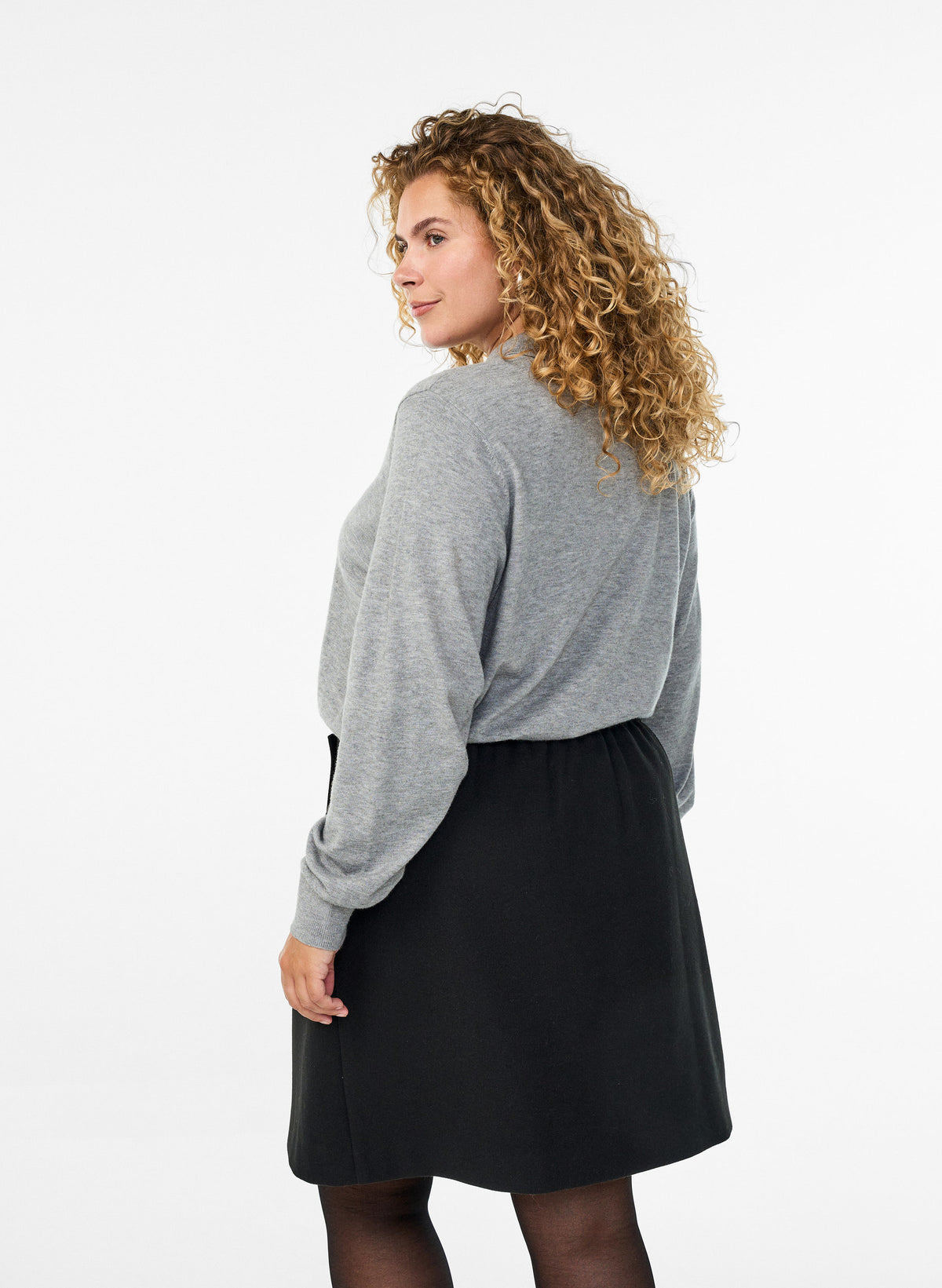 Zizzi Rasmine Skirt in Black