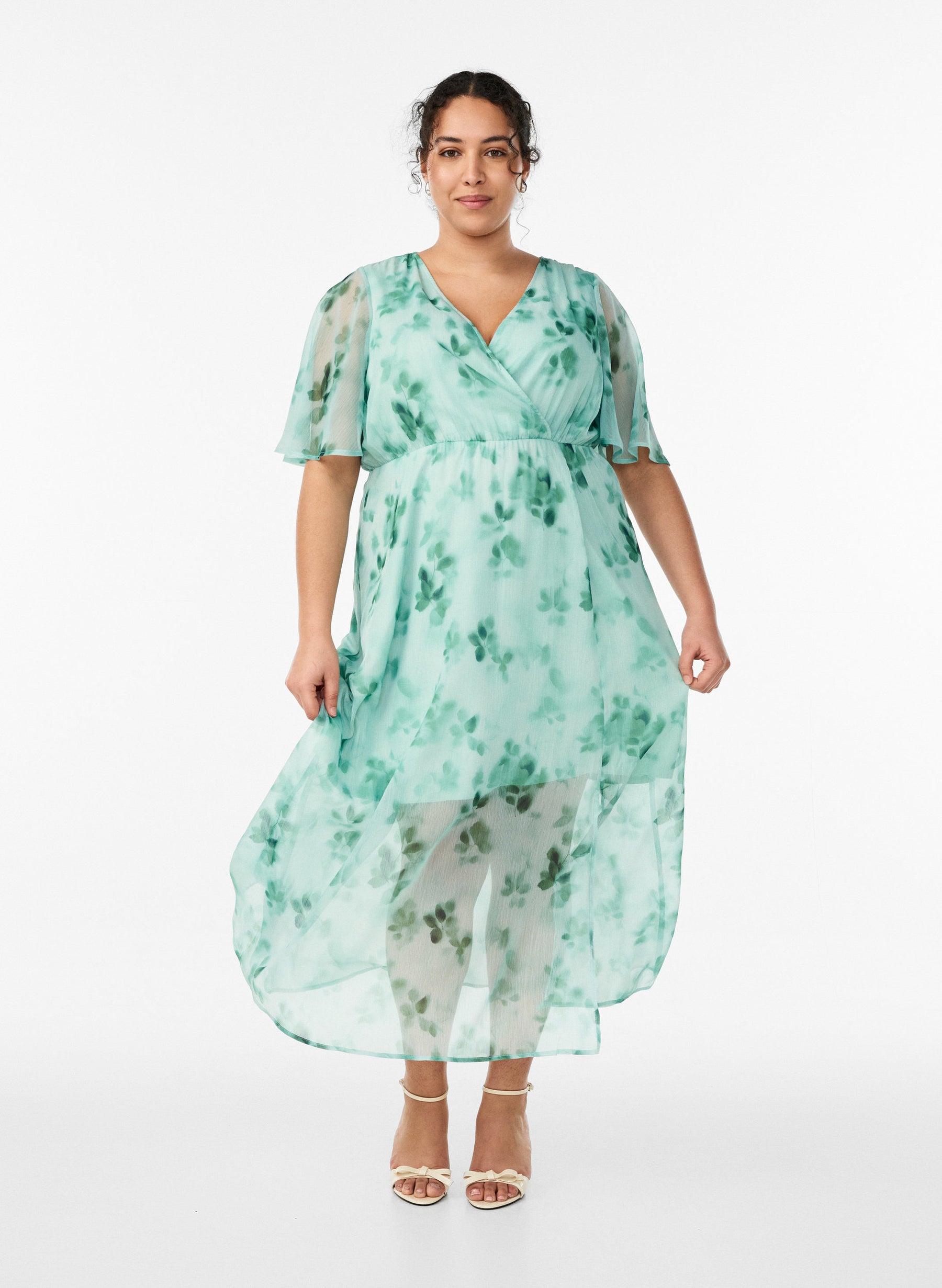 Zizzi Saina Floral Dress in Green