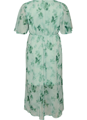 Zizzi Saina Floral Dress in Green 