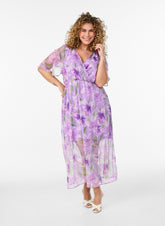 Zizzi Saina Floral Dress in Lilac 