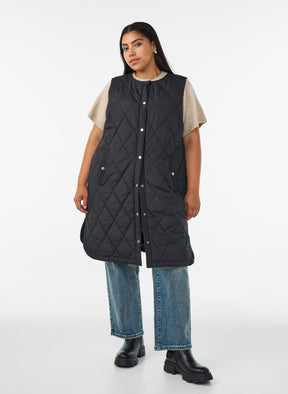 Zizzi Shanghai Gilet in Black