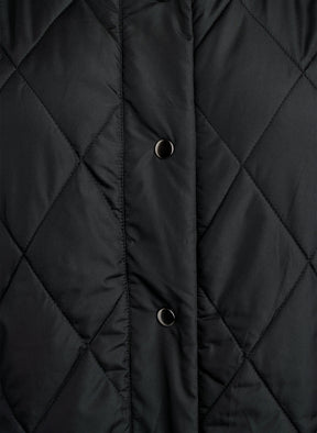 Zizzi Shanghai Gilet in Black