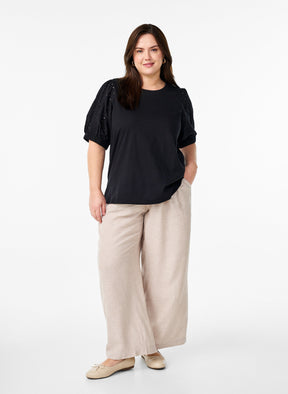 Zizzi Sofia T-Shirt in Black