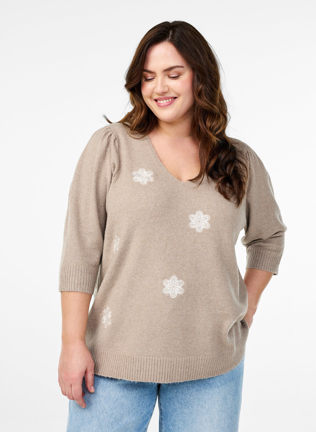 Zizzi Sunny Floral Knit Top in Taupe