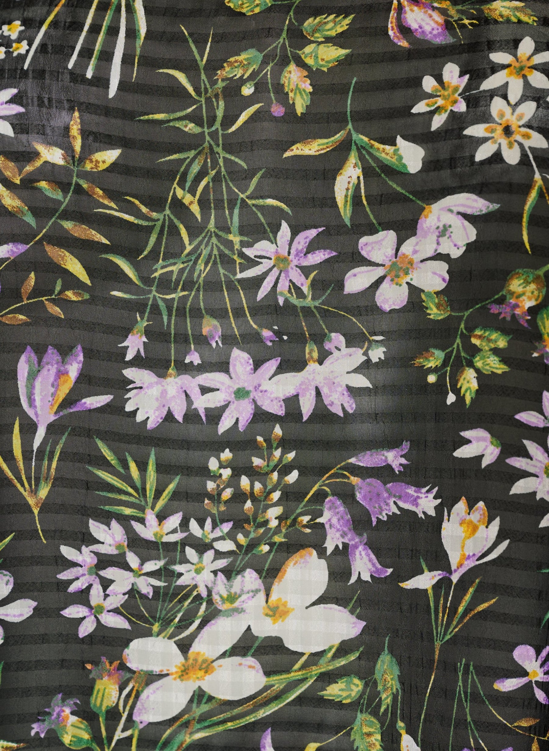 Zizzi Taru Blouse in Black Flower 