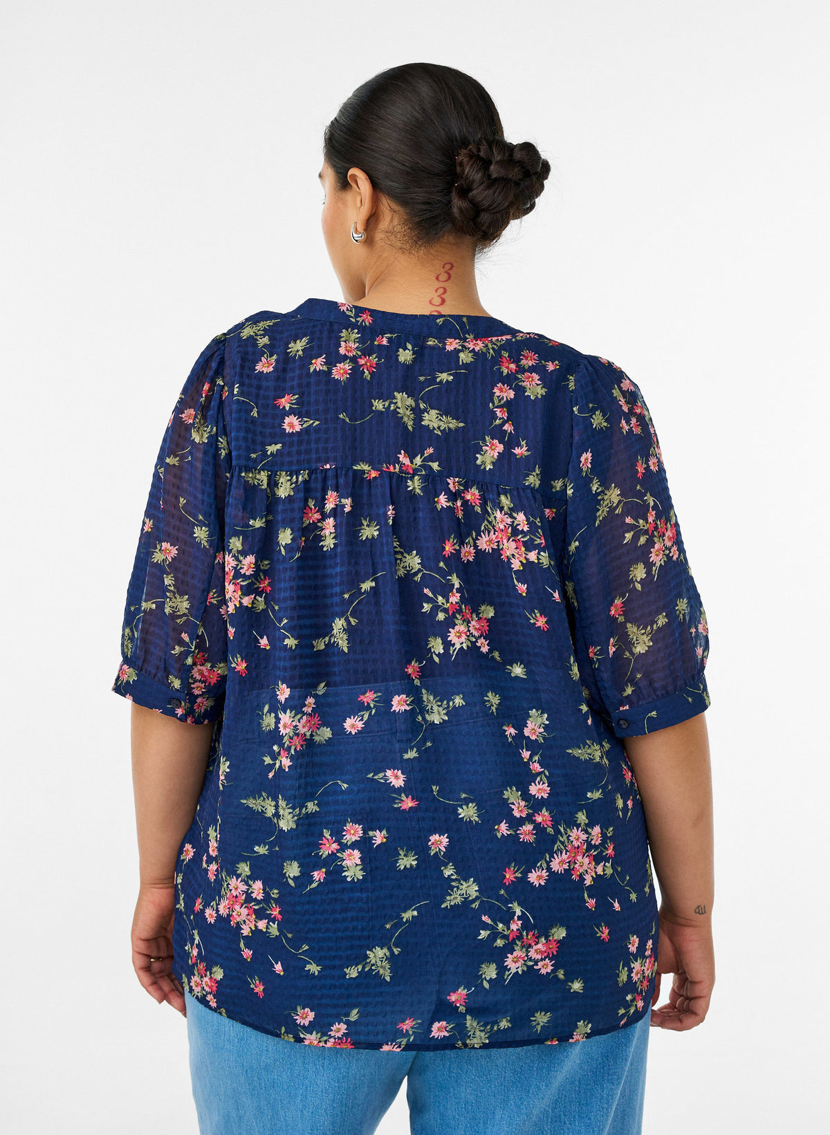 Zizzi Taru Blouse in Navy Blue Flower 