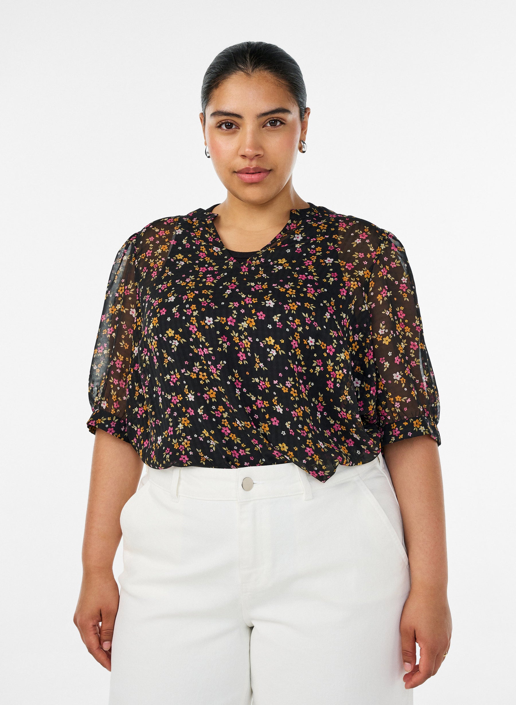 Zizzi Taru Blouse in Pink Ditsy Flower 