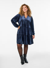 Zizzi Victoria Dress in Night Sky 