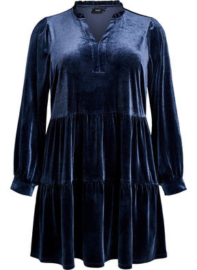 Zizzi Victoria Dress in Night Sky 