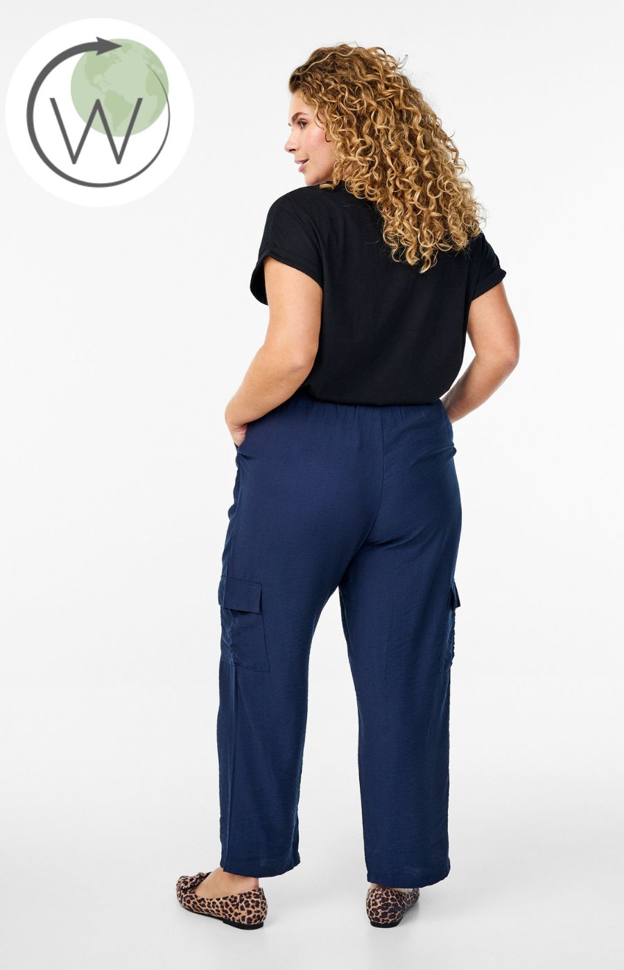 Zizzi Vilma Cargo Trousers in Navy