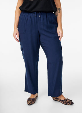 Zizzi Vilma Cargo Trousers in Navy