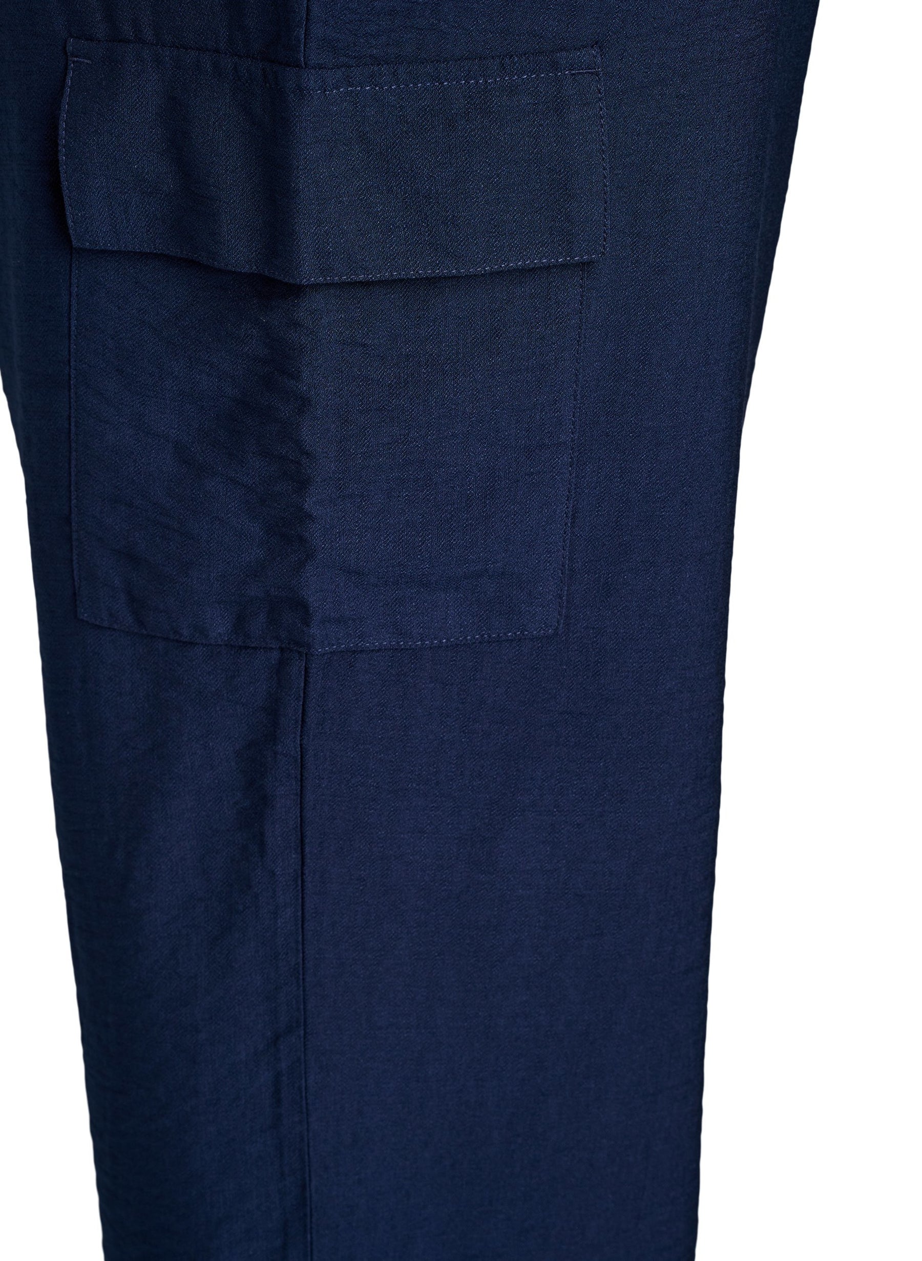 Zizzi Vilma Cargo Trousers in Navy