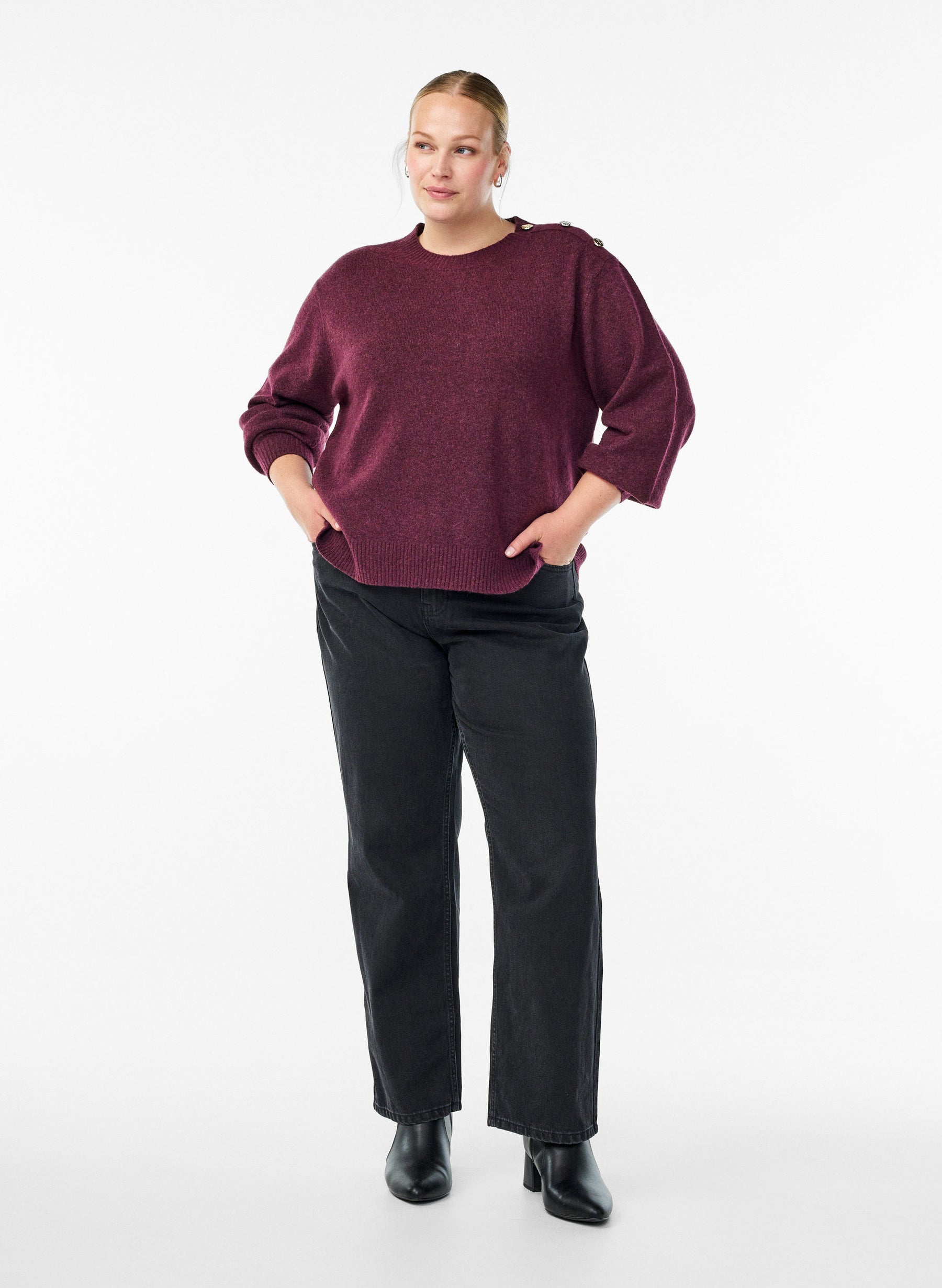Zizzi Vista Button Shoulder Jumper in Wine