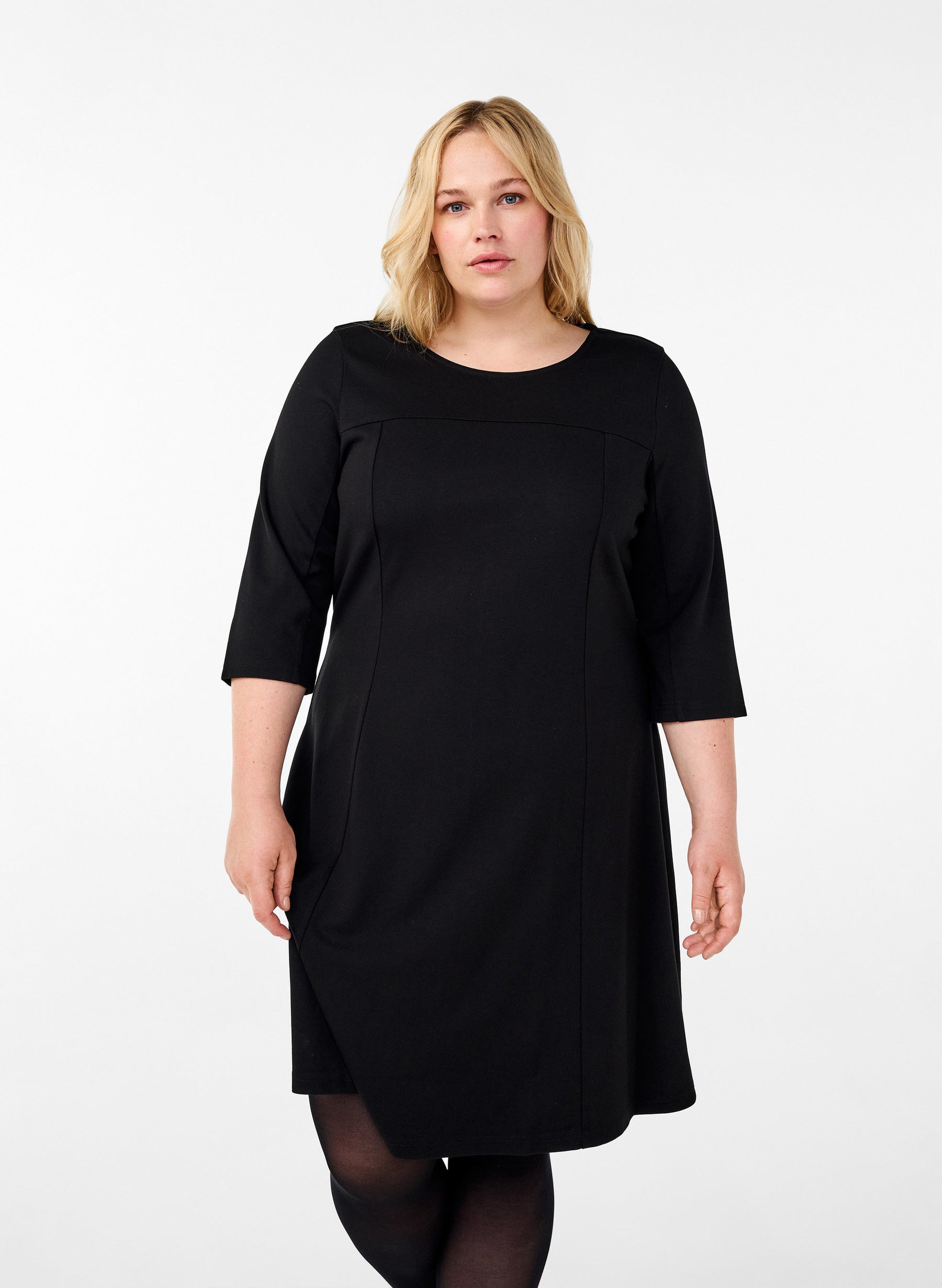 Zizzi Winola Dress in Black  