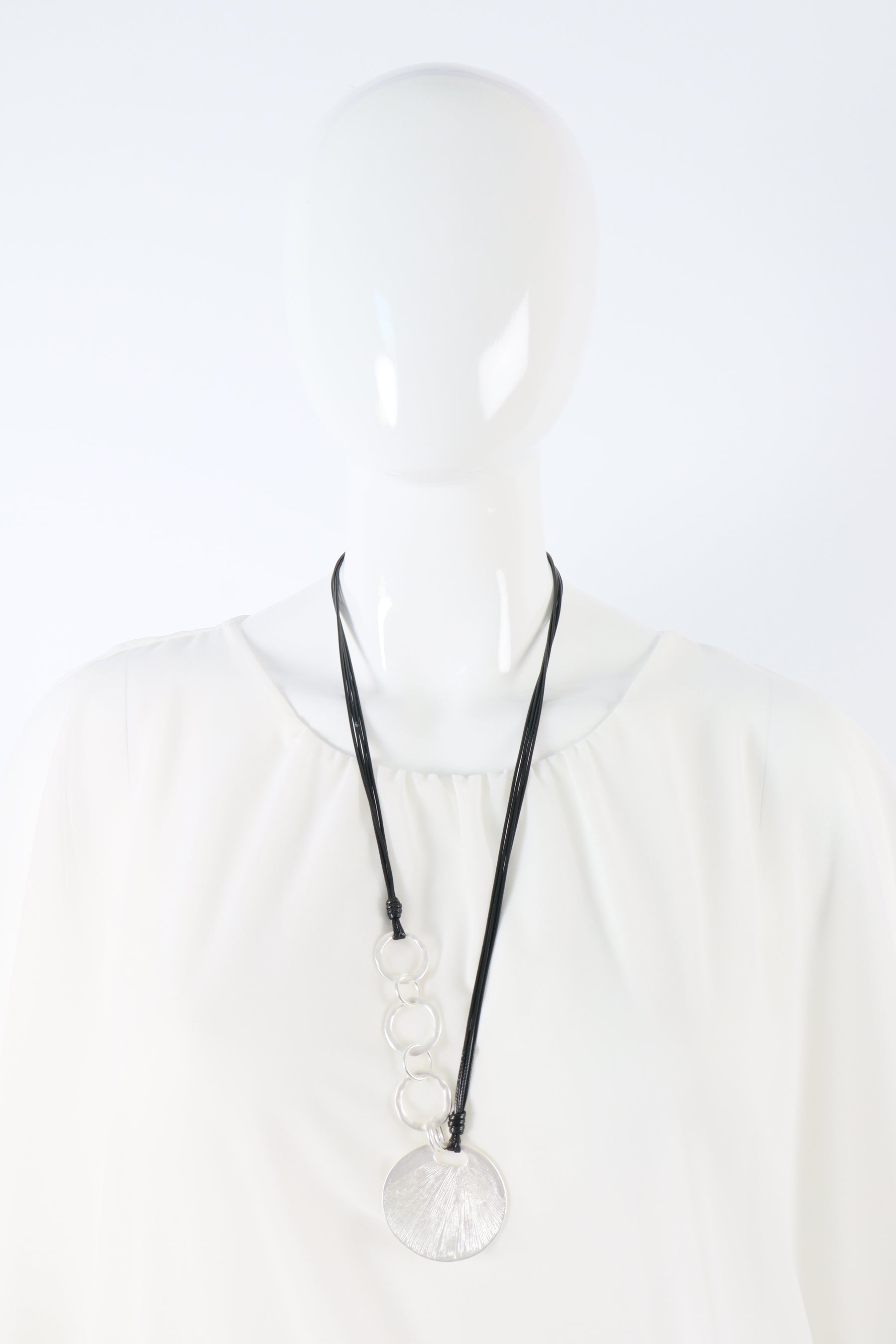 Zoey Necklace in Black