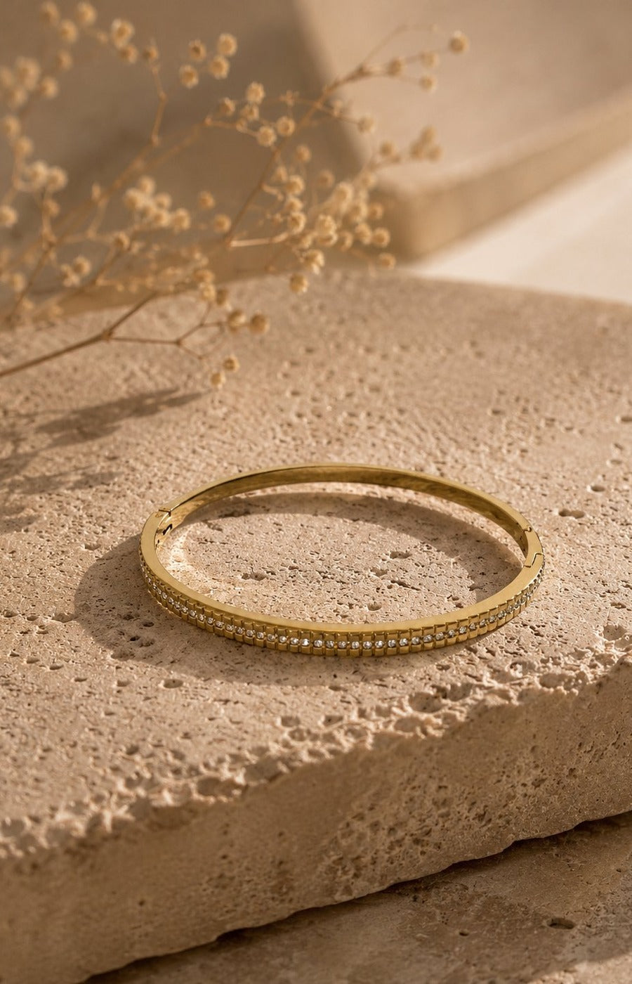 Ava Bracelet in Gold