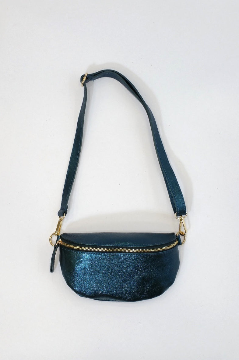 Cece Cross Body Bag in Metallic Blue