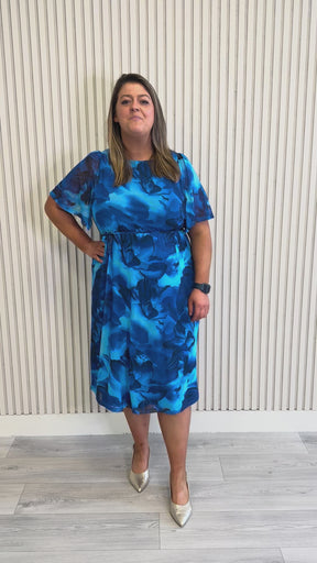 Only Carmakoma Forest Dress in Blue Flower