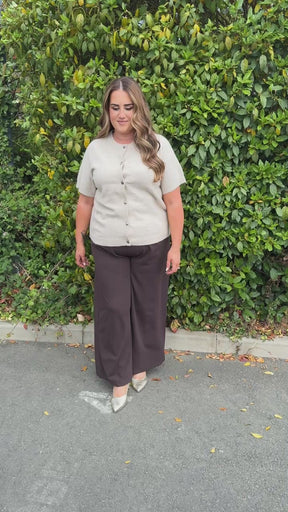 Zizzi Vista Short Sleeve Cardigan in Taupe with the Only Carmakoma Stilla Trousers in Black Coffee
