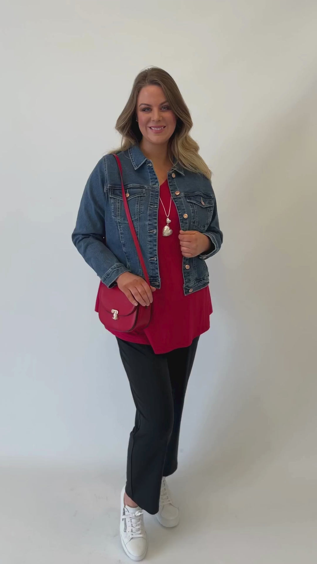 Mellomi Julie Reversible Top in Red