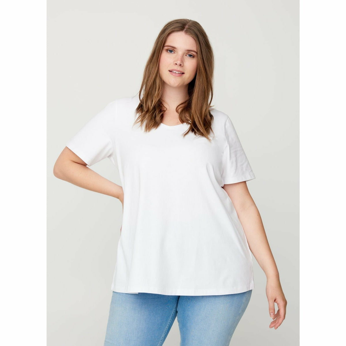 Zizzi Cotton V-Neck Tee Shirt - White - Wardrobe Plus