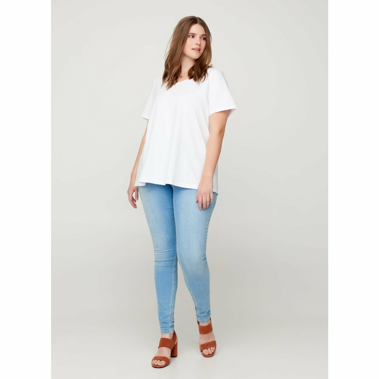 Zizzi Cotton V-Neck Tee Shirt - White - Wardrobe Plus