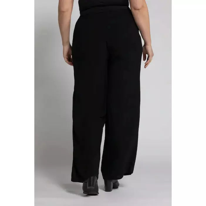 Ulla Popken Crinkle Trousers in Black - Wardrobe Plus